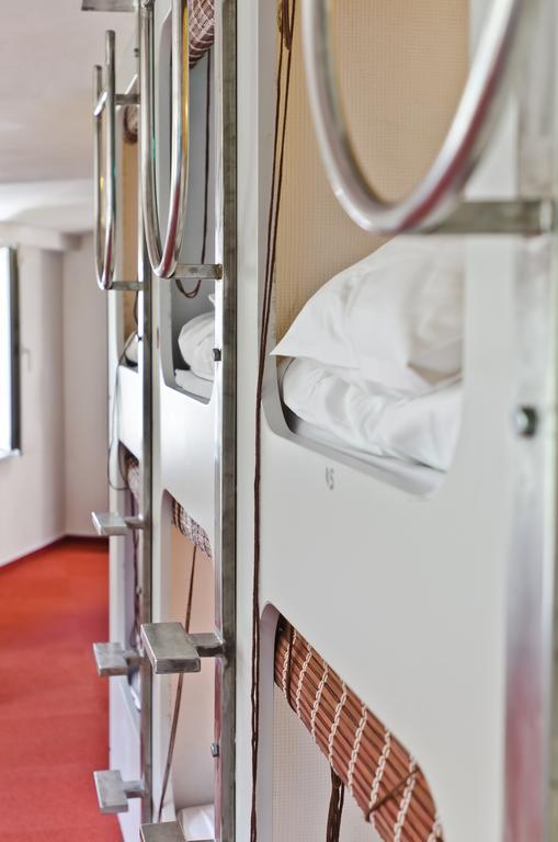 Wilson Hostel Warszawa Varsóvia Quarto foto