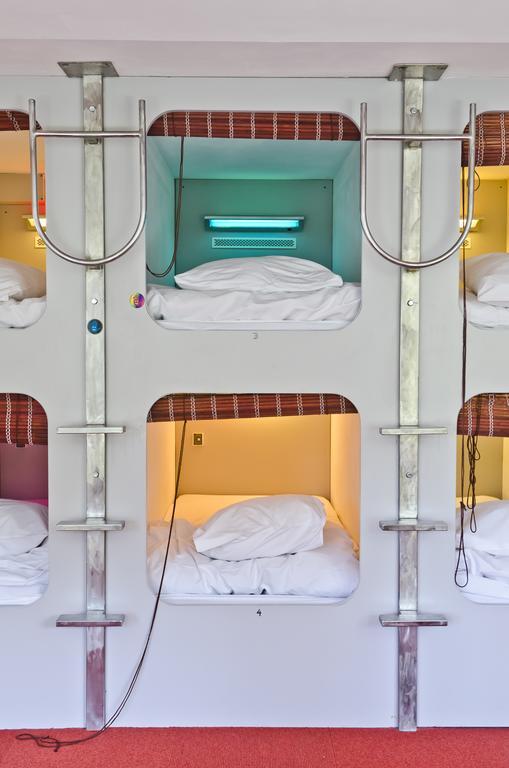 Wilson Hostel Warszawa Varsóvia Quarto foto