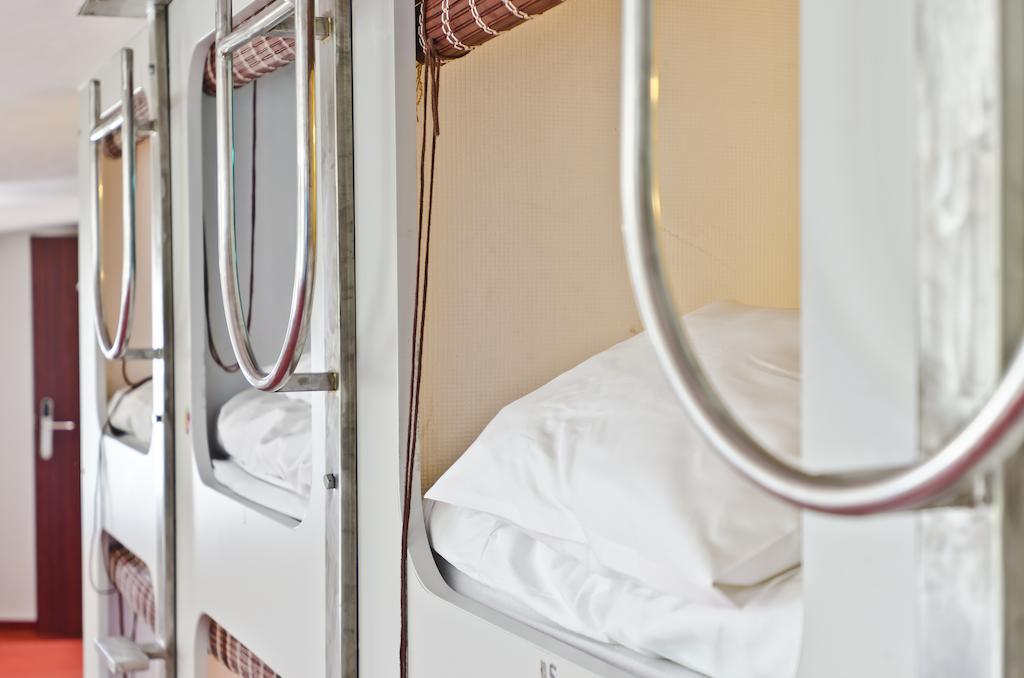 Wilson Hostel Warszawa Varsóvia Quarto foto