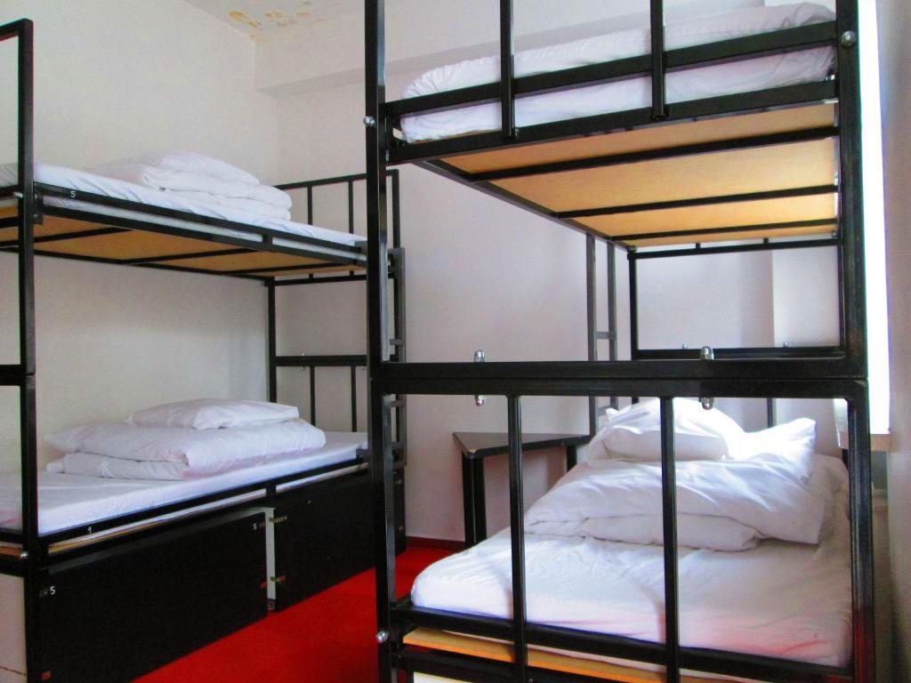 Wilson Hostel Warszawa Varsóvia Quarto foto